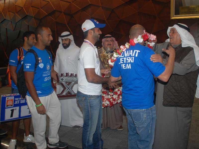 الفهد مستقبلاً أبطال الدراجات