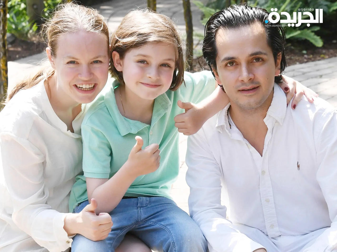 لوران سيمونز مع والديه