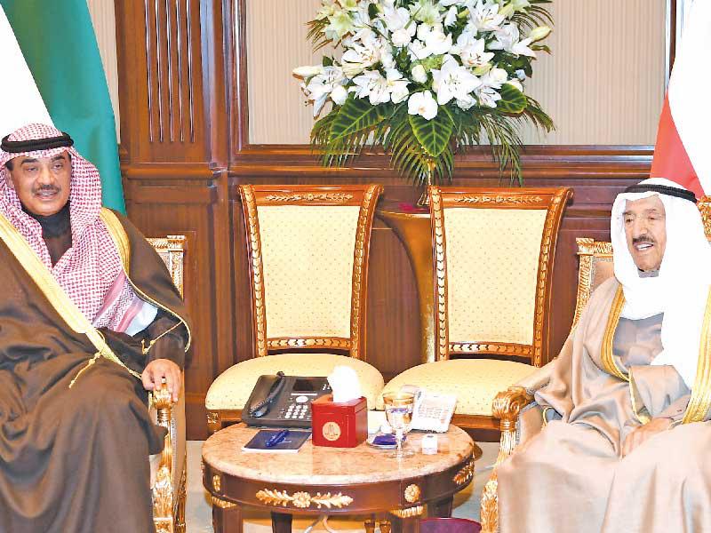 الأمير مستقبلاً رئيس مجلس الوزراء أمس