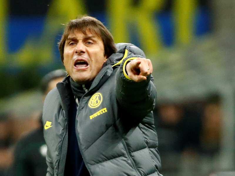 أنطونيو كونتي المدير الفني لإنترميلان الإيطالي