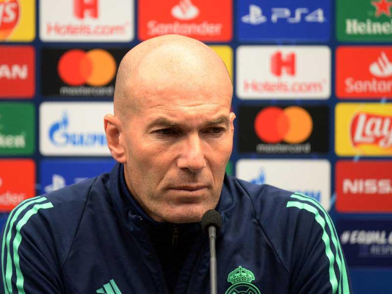 الفرنسي زين الدين زيدان، المدير الفني لريال مدريد الإسباني