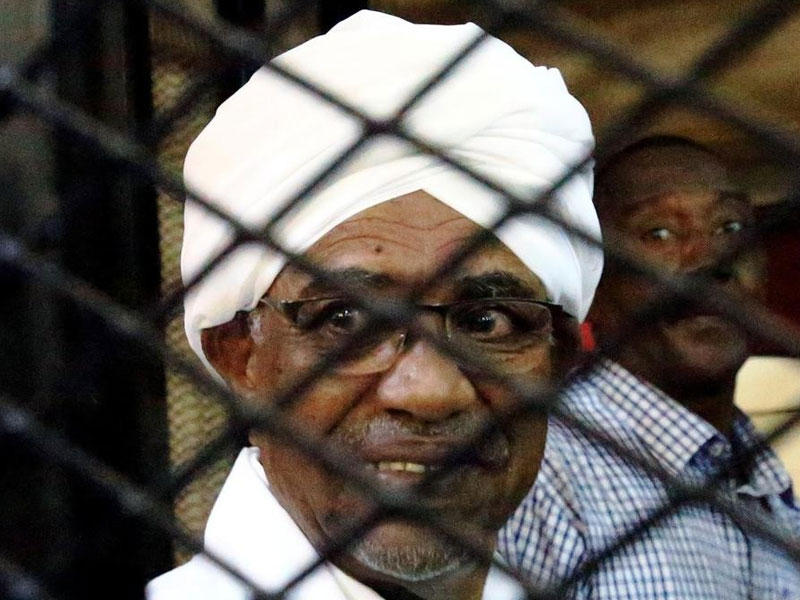 الرئيس المعزول عمر البشير