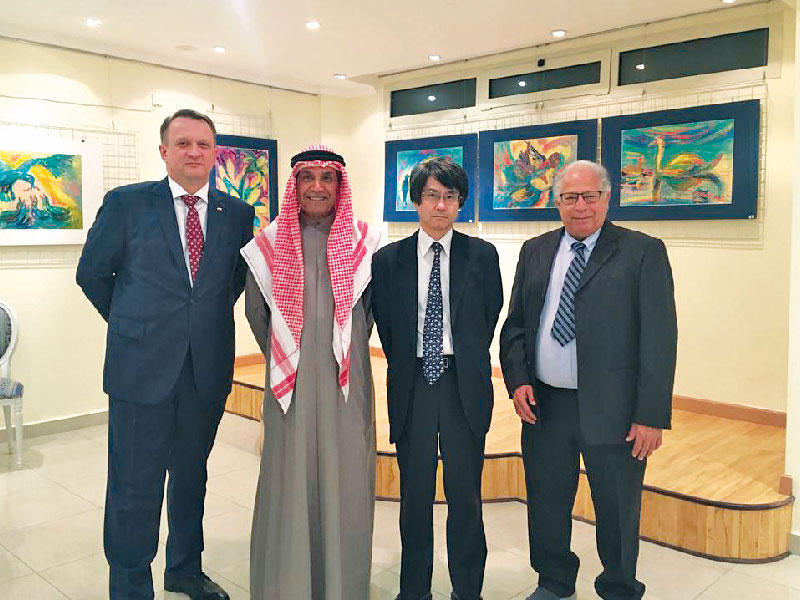 العبار مع محمد القديري والسفير بافيل ليهوفيتش والقائم بالأعمال في السفارة اليابانية 