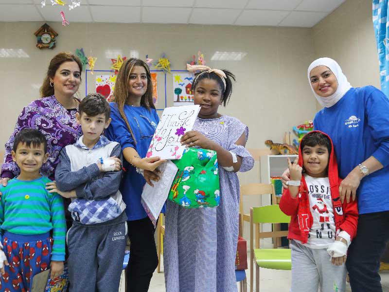 «التجارية العقارية» تزور جناح الأطفال في مستشفى الأميريn