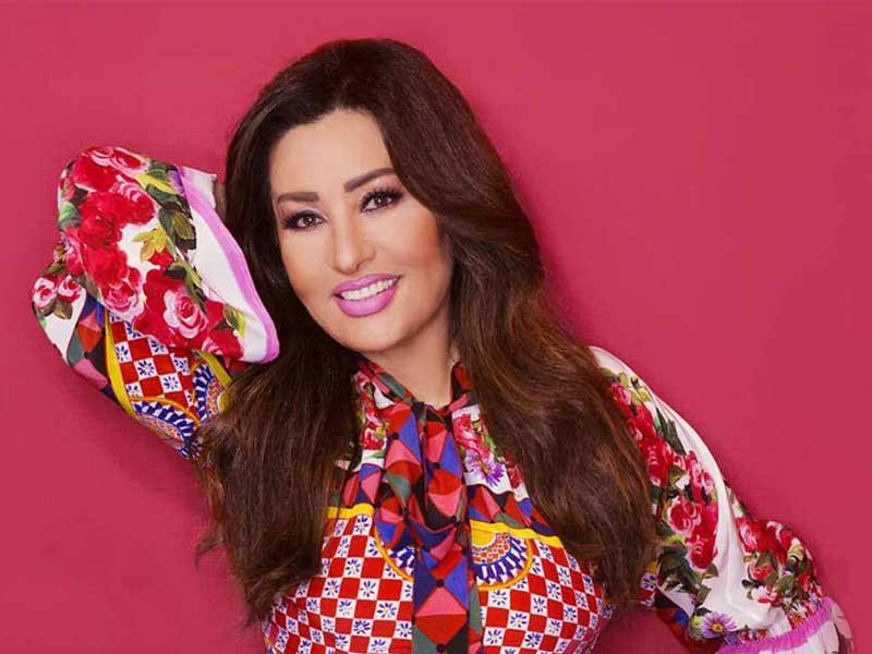 المطربة التونسية لطيفة