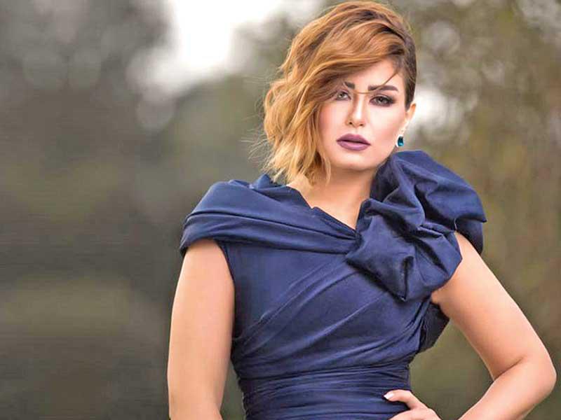 الممثلة منة فضالي