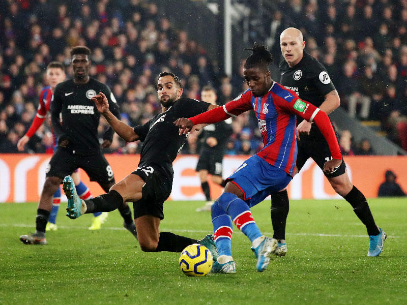 كريستال بالاس يكتفي بالتعادل مع برايتون 