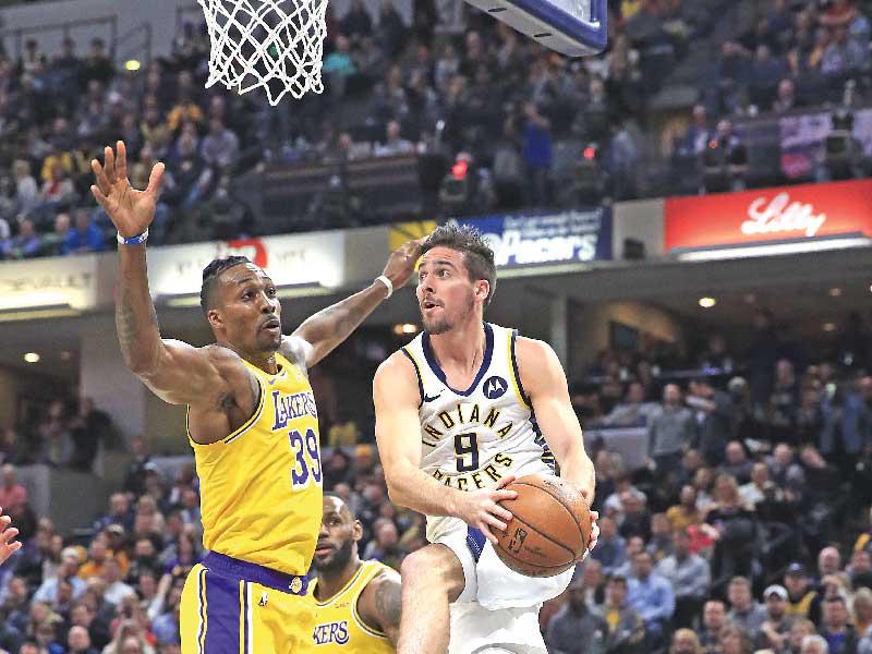 جانب من مباراة إنديانا بيسرز وليكرز