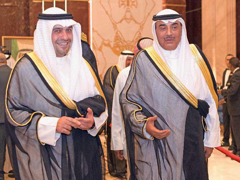 رئيس مجلس الوزراء سمو الشيخ صباح الخالد و نائب رئيس الوزراء وزير الداخلية أنس الصالح (أرشيف)