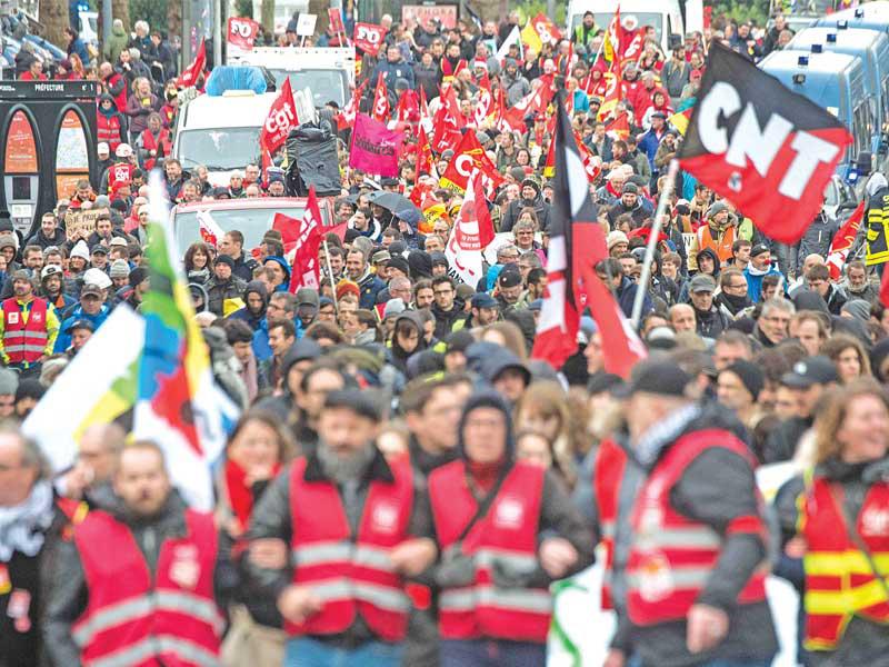 مظاهرات حاشدة في فرنسا رفضا لاصلاح أنظمة التقاعد