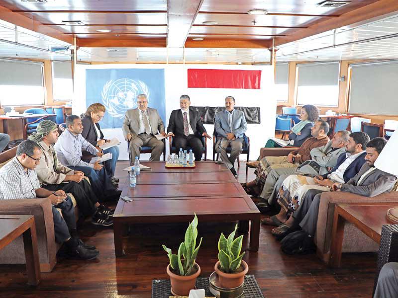 مباحثات بين ممثلي الحكومة اليمنية والجماعة المتمردة برئاسة الأمم المتحدة على متن سفينة في عرض البحر