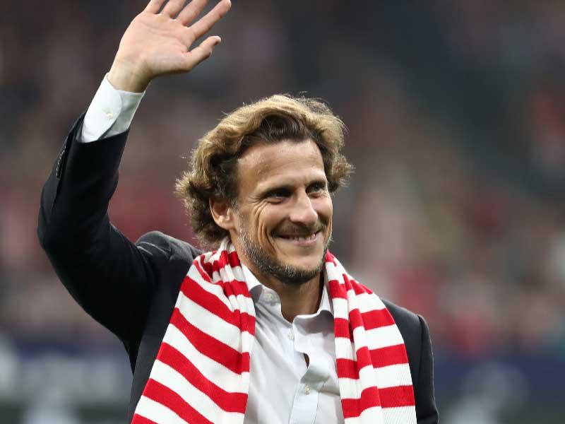 اللاعب الأوروغواياني السابق دييغو فورلان 