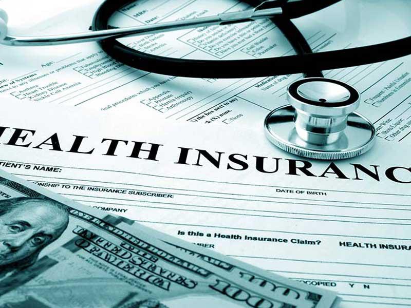 تدقيق إجراءات التأمين الصحي على «طلبة أميركا»