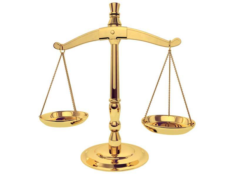 الحكام في الميزان