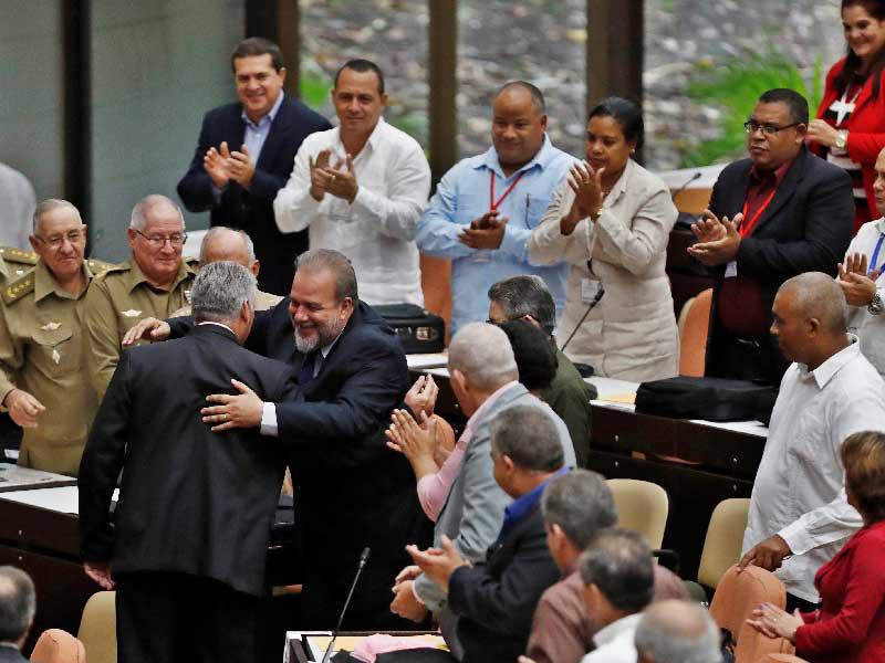 كوبا: تعيين أول رئيس وزراء منذ عقود