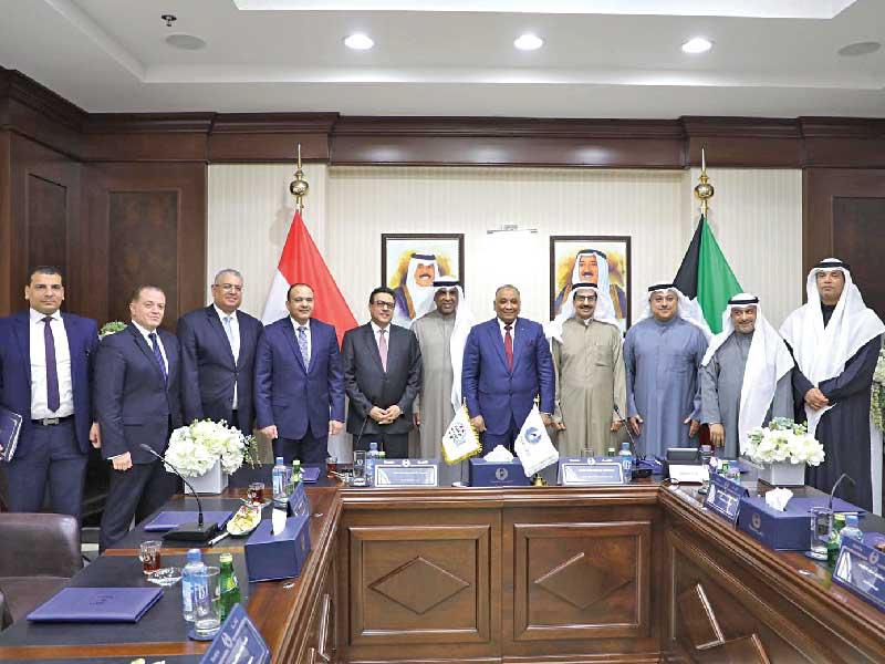 ‏مسؤولو « نزاهة» و»الرقابة» المصرية عقب توقيع مذكرة التفاهم