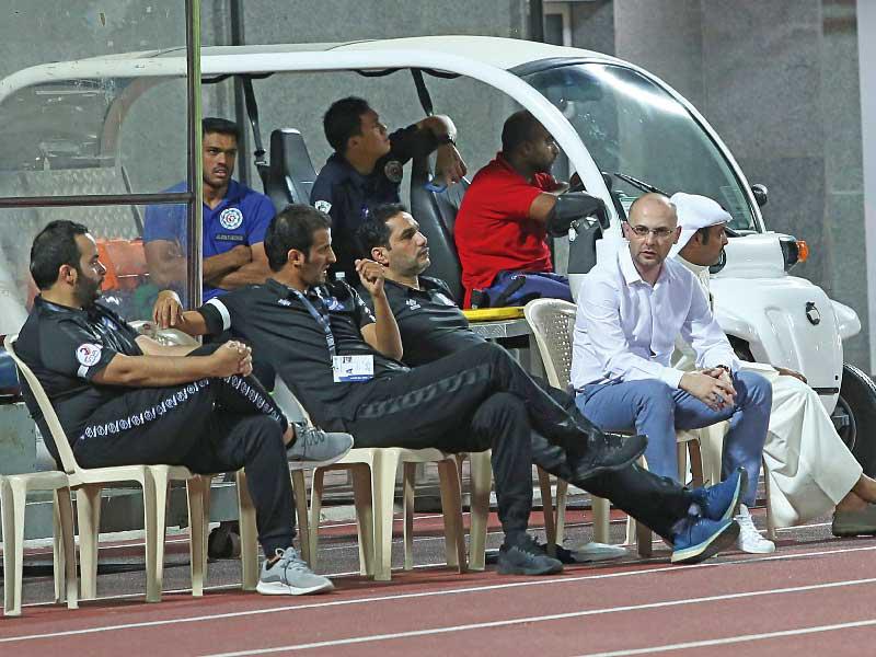 الجهاز الفني والإداري لفريق نادي التضامن