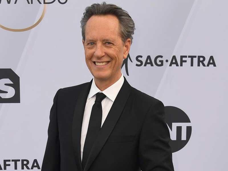 الممثل البريطاني ريتشارد غرانت