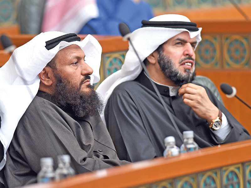 متابعة من النائبان الدمخي وهايف