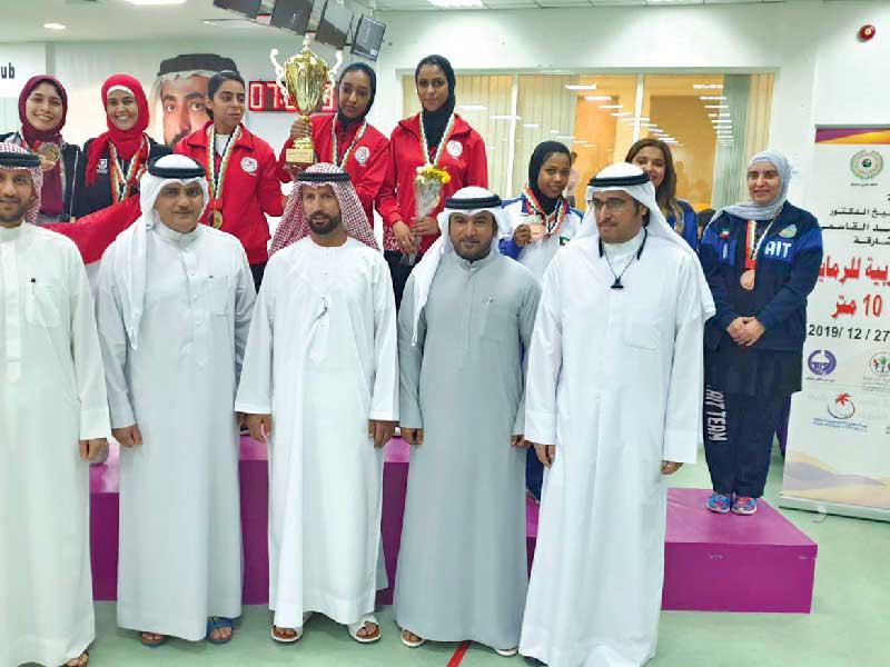 تتويج المنتخبات الفائزة