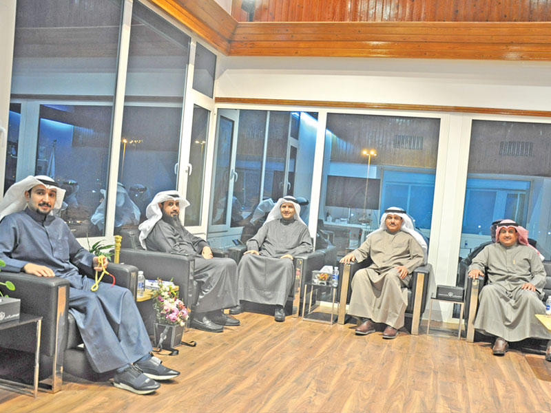 جانب من اجتماع «المهندسين» و«النفط»