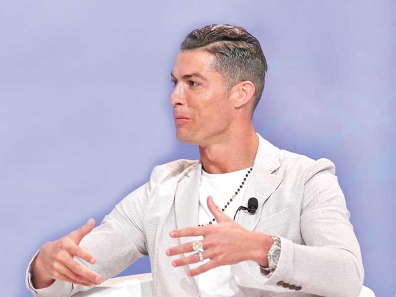 نجم يوفنتوس البرتغالي كريستيانو رونالدو