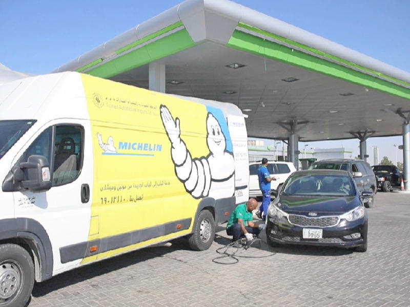 «أولى وقود»: فحص إطارات مجاني بمحطة «كبد» 