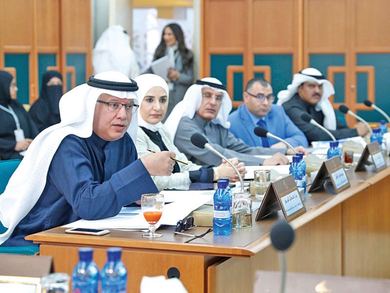 الحريص والعقيل في اجتماع «الأولويات»