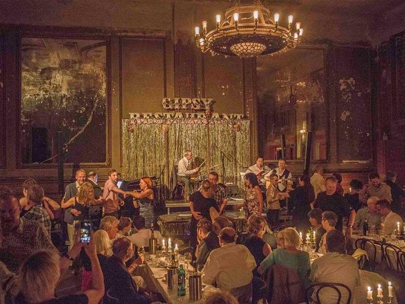  كليرشنز بولهاوز