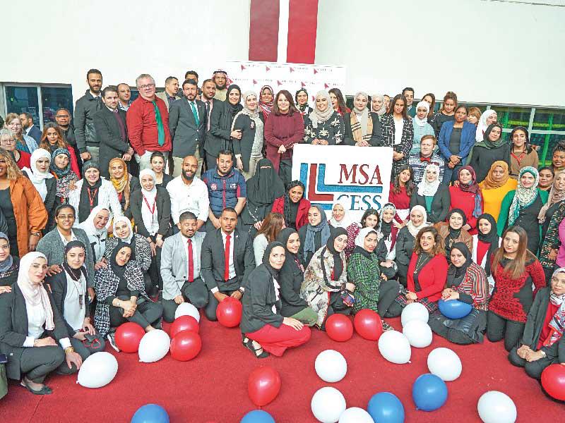 المشاركون في حفلة نورث وست بمناسبة حصولها على الاعتماد الأميركي