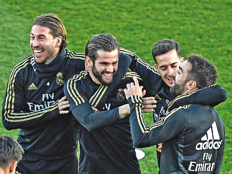 لاعبو ريال مدريد خلال التدريبات