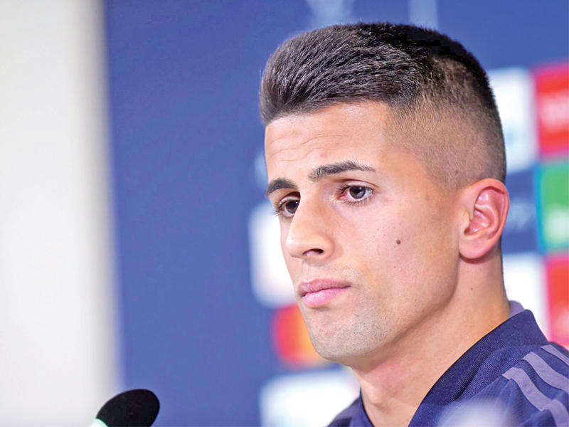 المدافع البرتغالي جواو كانسيلو