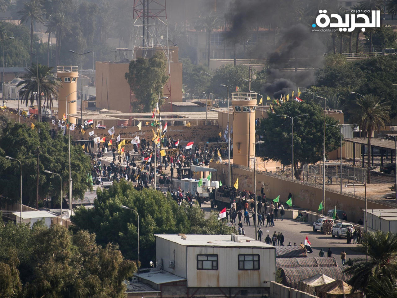 جانب من اقتحام السفارة الاميركية يوم أمس