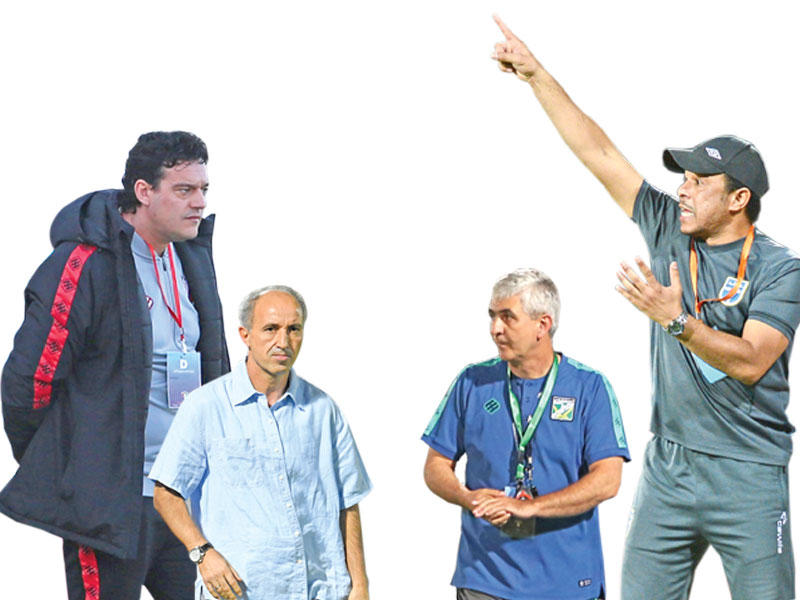 وليد نصار مدرب الكويت - داركو نيستروفيتش مدرب العربي - لطفي رحيم مدرب النصر - خوسي كامبيلو مدرب خيطان