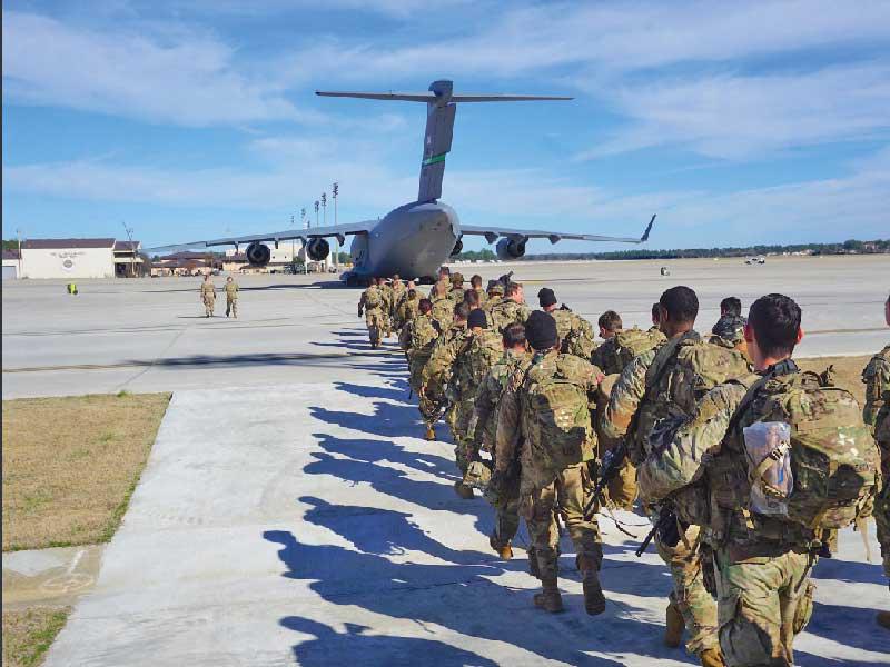 جنود أميركيون يتوجهون إلى منطقة عمليات القيادة الوسطى    