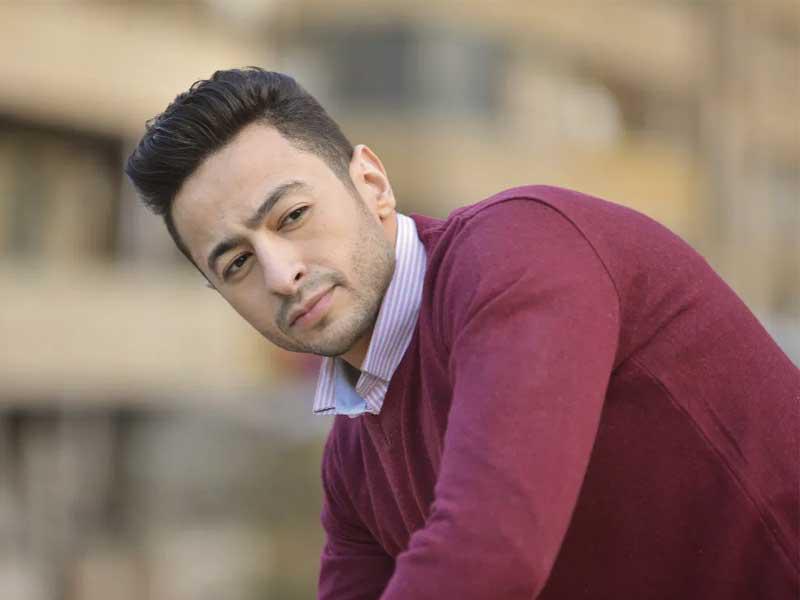 المطرب حمادة هلال