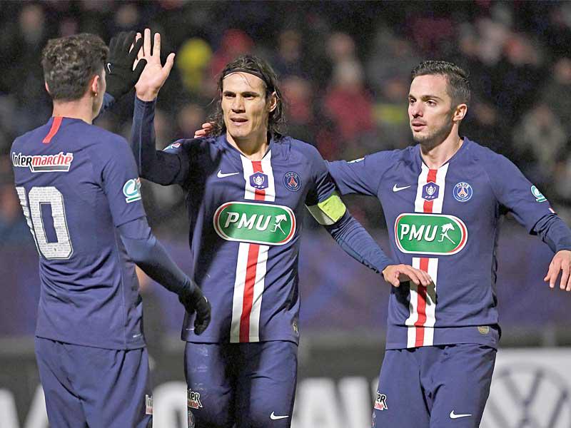 فرحة لاعبي باريس سان جرمان بعد إحراز أحد الأهداف