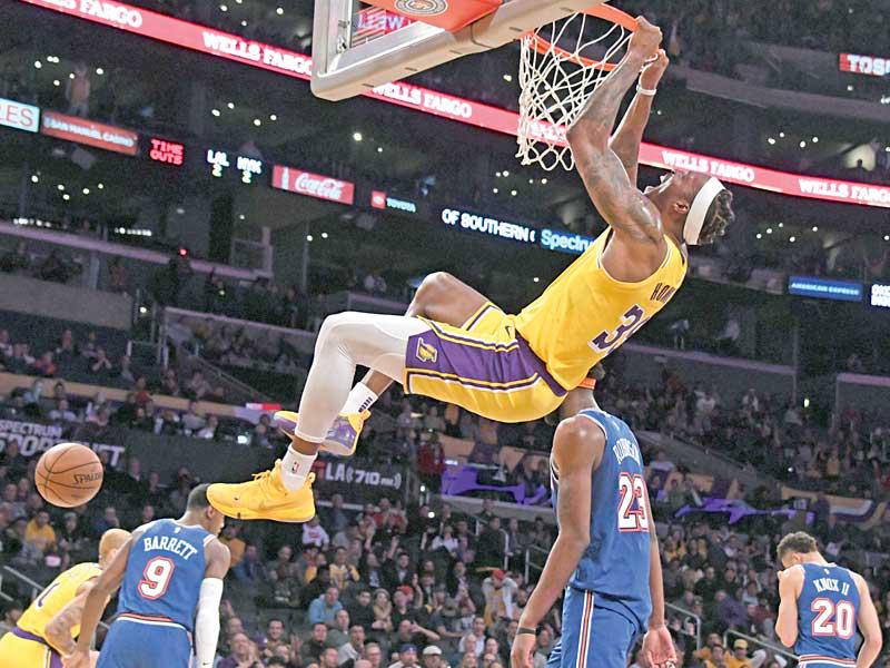 جانب من مباراة ليكرز ونيكس