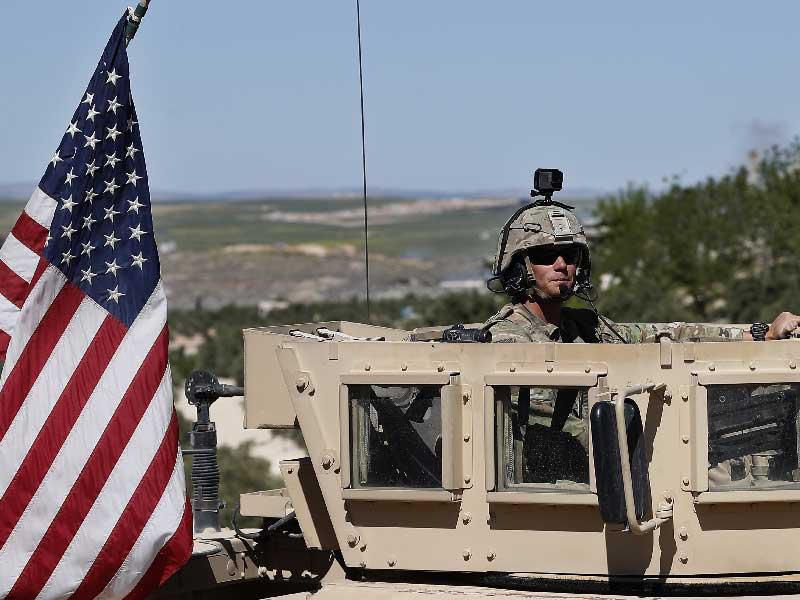 قوات أميركية تنسحب من قواعد سورية