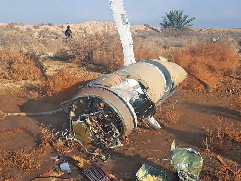 بقايا صاروخ إيراني غير منفجر في هيت على بعد 30 كيلومتراً من «عين الأسد» 