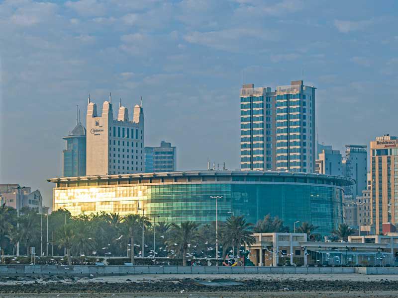 معهد دسمان لؤلؤة الواجهة البحرية t(تصوير عبدالمجيد الشطي)