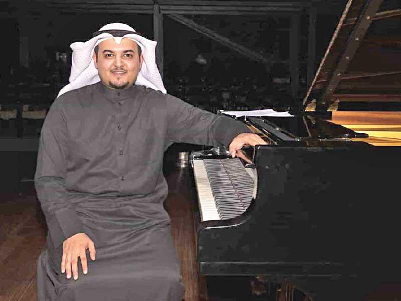 عازف البيانو فيصل البحيري