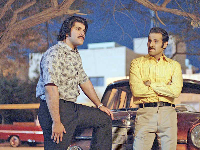 كاكولي وعبد الله السيف في «لا موسيقى في الأحمدي»