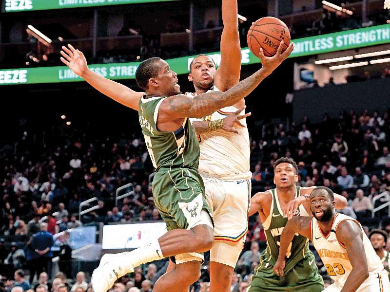 جانب من مباراة غولدن ستايت وميلووكي باكس