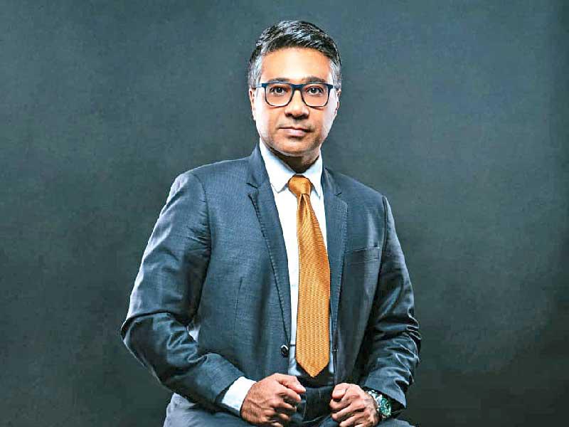 الإعلامي مهند يوسف 