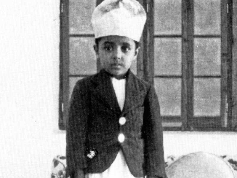 قابوس في طفولته 