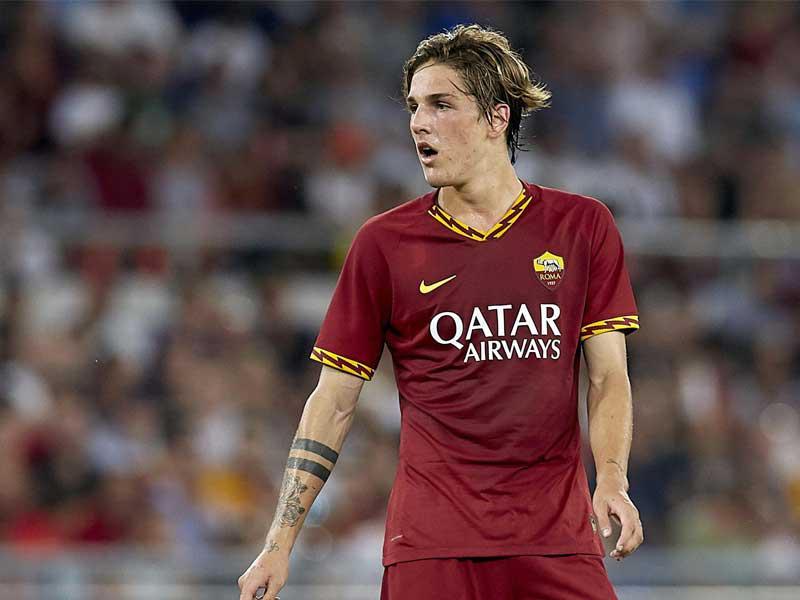 النجم الصاعد في روما الإيطالي نيكولو زانيولو