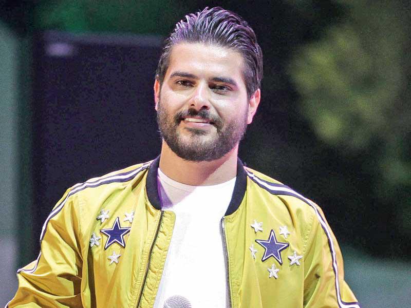  المطرب السوري ناصيف زيتون