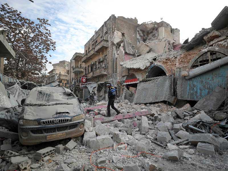  غارات على مدينة إدلب