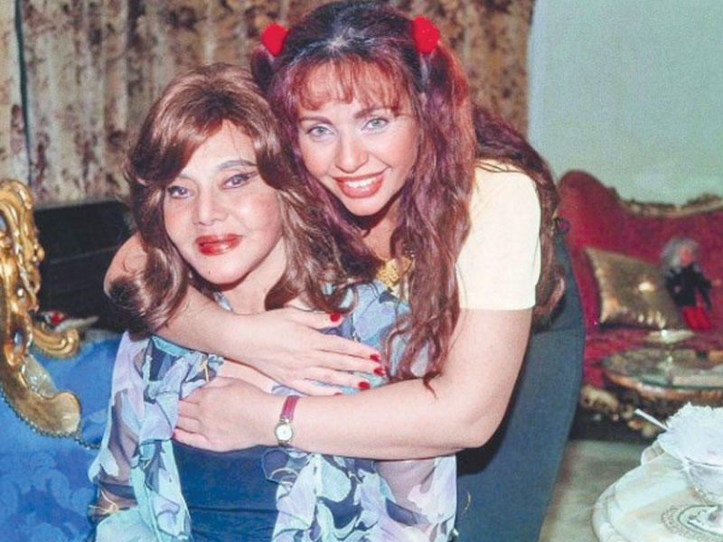 ماجدة مع نجلتها الفنانة غادة نافعn